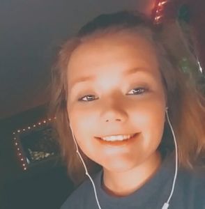 Meet your Posher, Abby